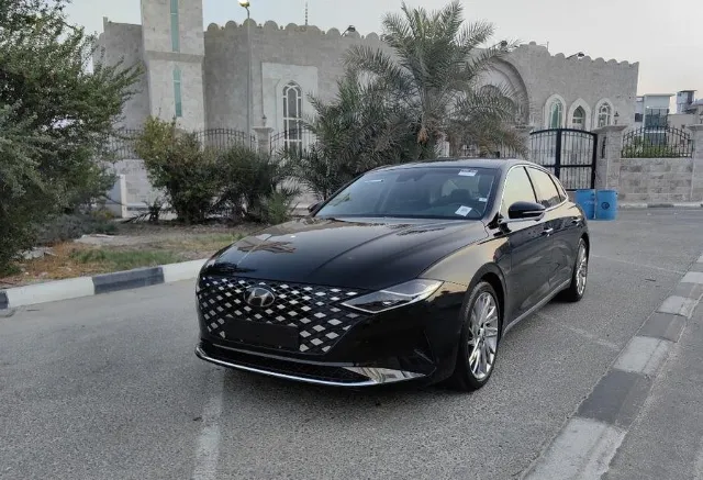 هيونداي · ازيرا 2021 للبيع في جدة — ممشى 142,000 كم