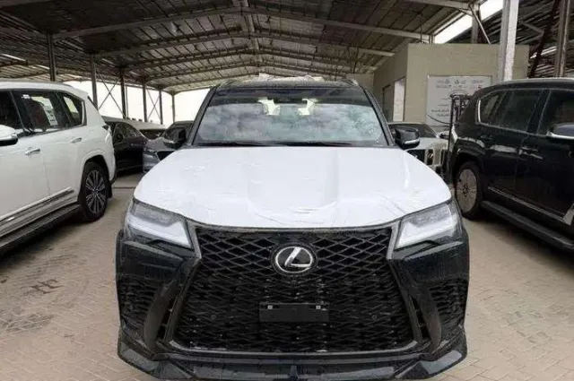 لكزس · ال اكس 600 2026 للبيع في الرياض — ممشى 360 كم