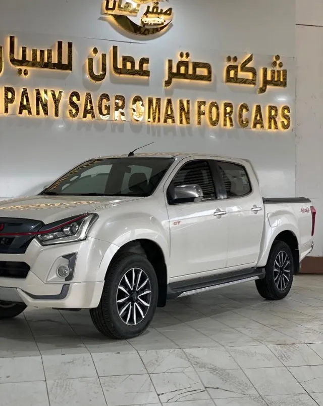 ايسوزو · دي ماكس 2020 للبيع في أبها — ممشى 255 كم
