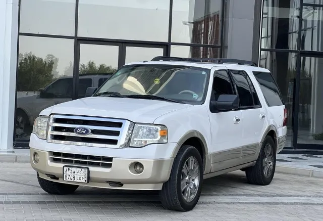 فورد · اكسبديشن 2010 للبيع في جدة — ممشى 220,000 كم