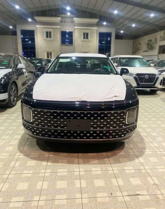 هيونداي · ازيرا 2026 للبيع في الرياض — ممشى 12 كم