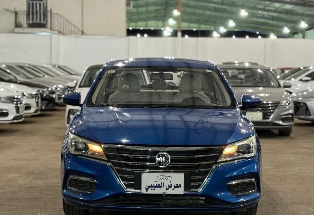 ام جي 5 STANDARD 2023 للبيع في جدة — ممشى 81,000 كم