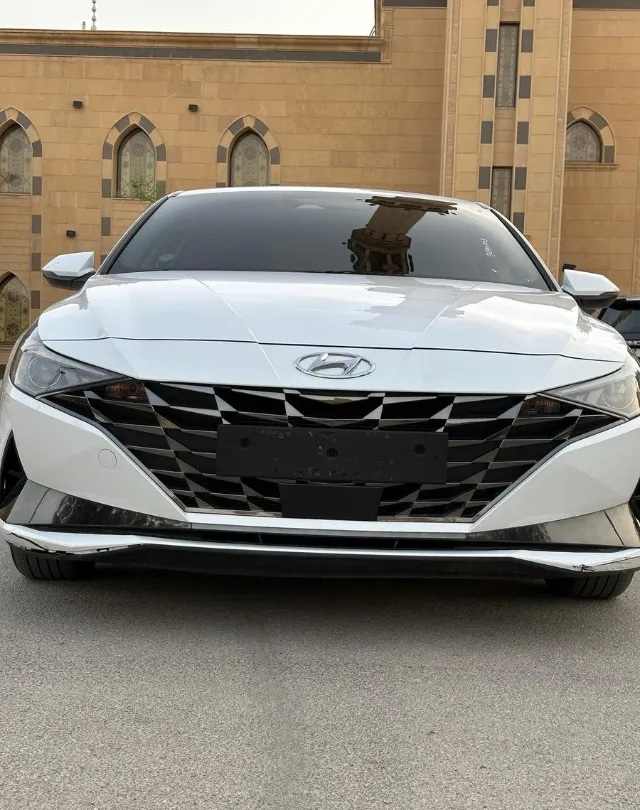 هيونداي النترا 2021 للبيع في الرياض — ممشى 90,000 كم