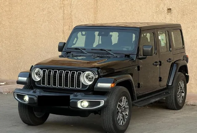 جيب · رانجلر 2025 للبيع في الرياض — ممشى 23,000 كم
