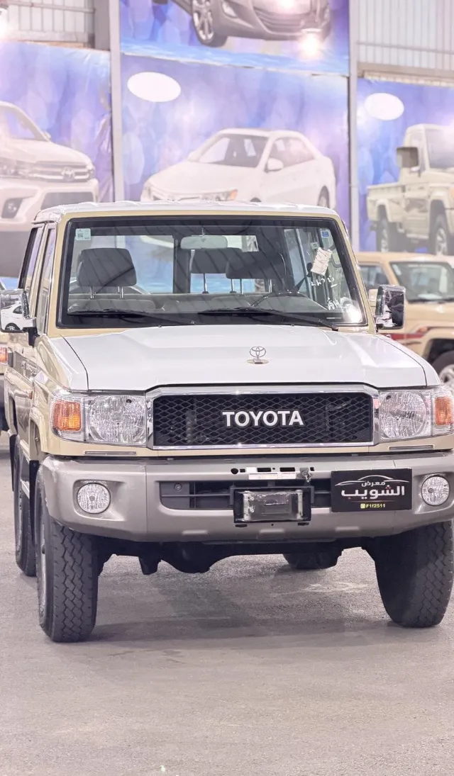 تويوتا لاندكروزر 70 2023 للبيع في الطائف — ممشى 82,000 كم