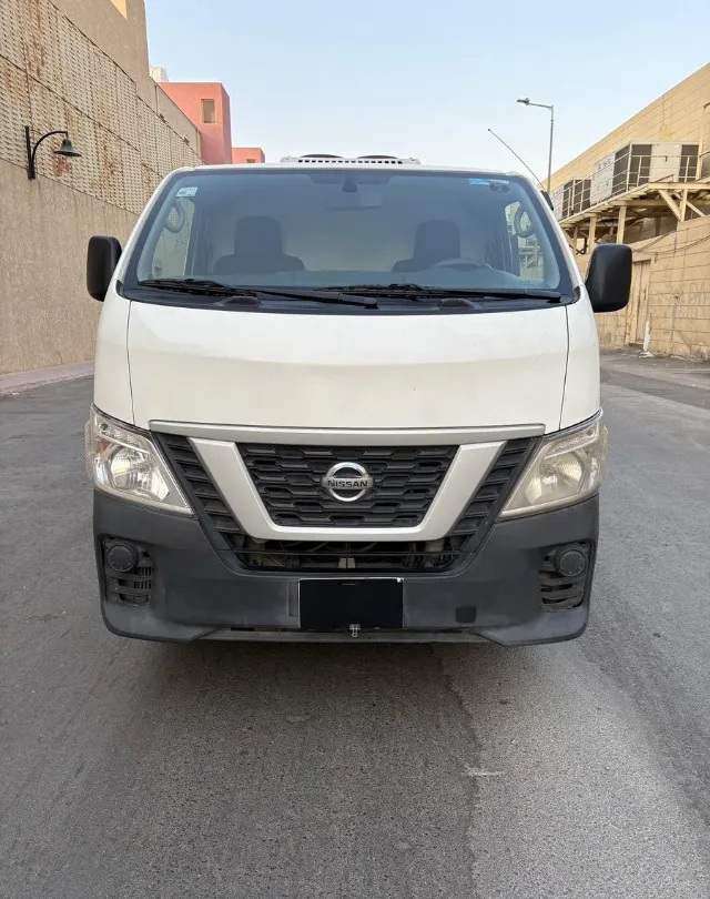 نيسان اورفان 2022 للبيع في الرياض — ممشى 252,000 كم