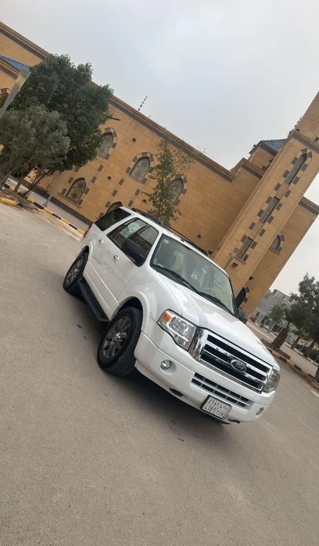 فورد · اكسبديشن 2012 للتنازل في الرياض — ممشى 24,000 كم