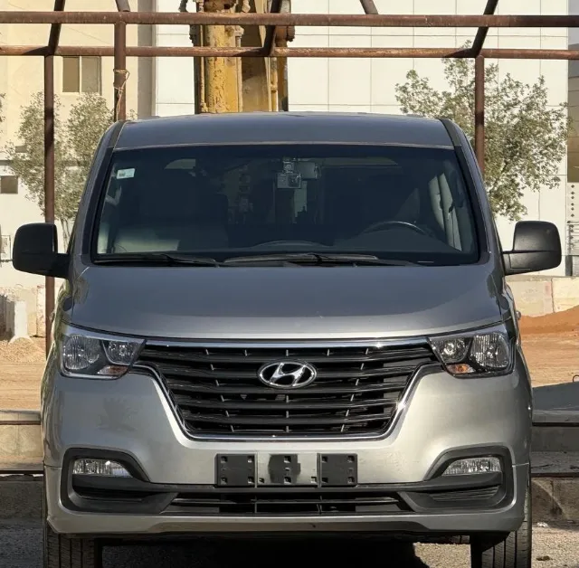 هيونداي اتش ون 2021 للبيع في الرياض — ممشى 128,000 كم