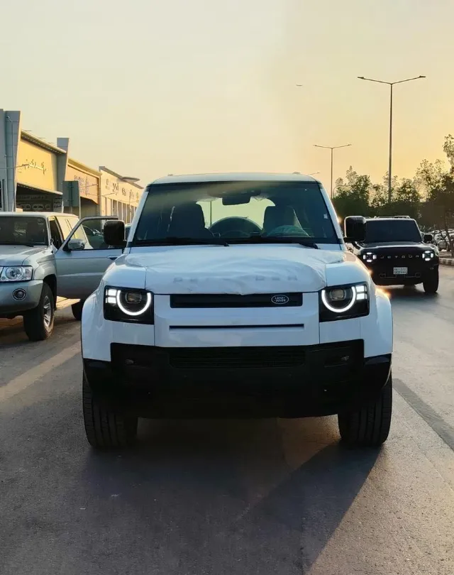 لاند روفر ديفندر 2026 للبيع في الرياض — ممشى 0 كم