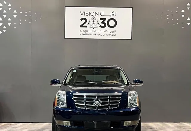 كاديلاك · اسكاليد 2007 للبيع في الرياض — ممشى 270,000 كم