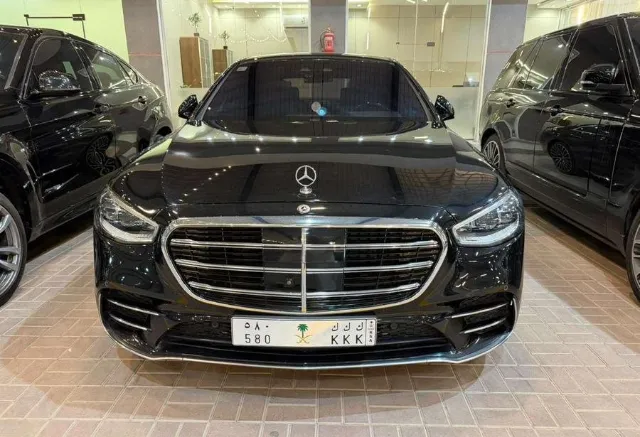 مرسيدس بنز اس كلاس 2022 للتنازل في الرياض — ممشى 74,000 كم