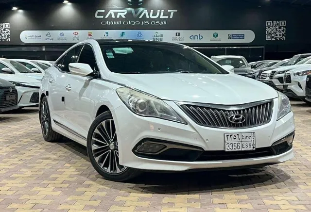 هيونداي · ازيرا 2016 للبيع في الرياض — ممشى 245,000 كم
