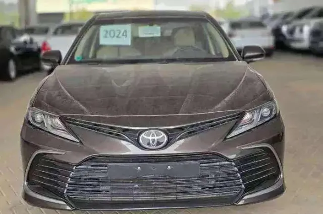 تويوتا · كامري 2024 للبيع في الرياض