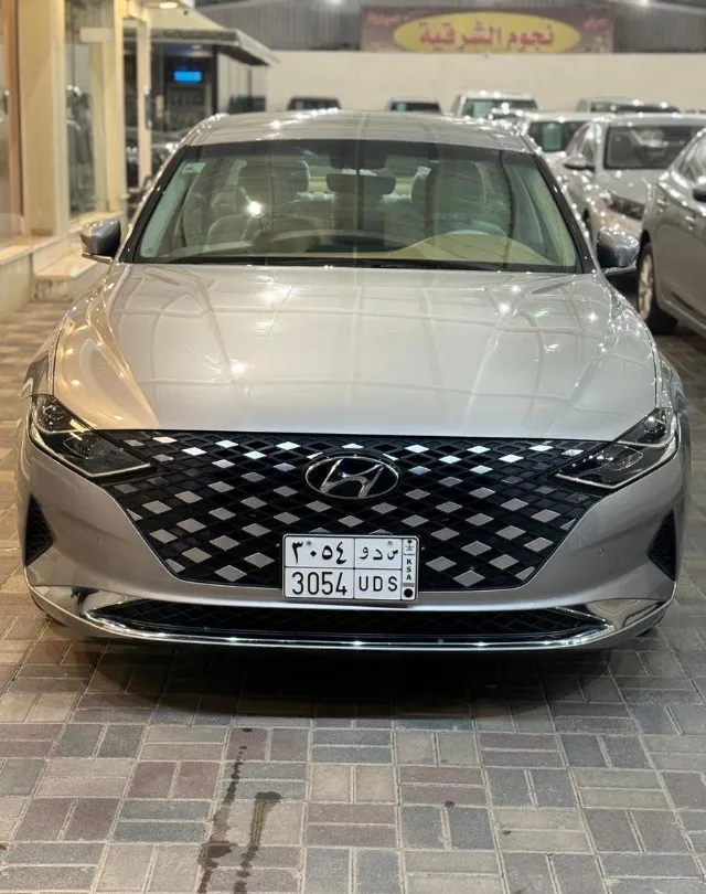 هيونداي ازيرا 2022 للبيع في الدمام — ممشى 14,000 كم