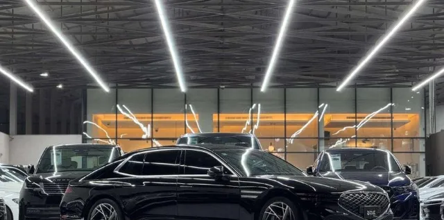 جينيسيس جي 90 2023 للبيع في الرياض — ممشى 52,000 كم