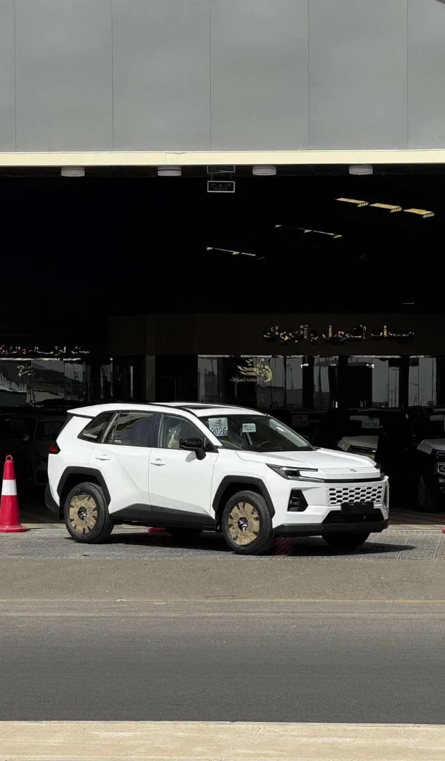 تويوتا · راف فور 2026 للبيع في نجران — ممشى 0 كم