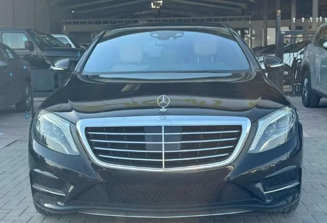 مرسيدس S400 موديل 2015 عداد 180 الف - ياباني