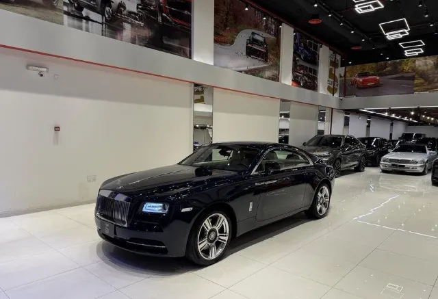 رولز رويس · ريث 2015 للبيع في الرياض — ممشى 106,000 كم