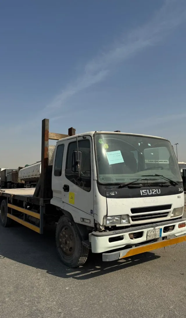 ايسوزو اف اس ار 2005 للبيع في الرياض — ممشى 800,000 كم