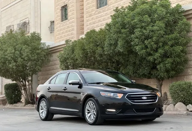 فورد توروس 2015 للبيع في الرياض — ممشى 51,000 كم