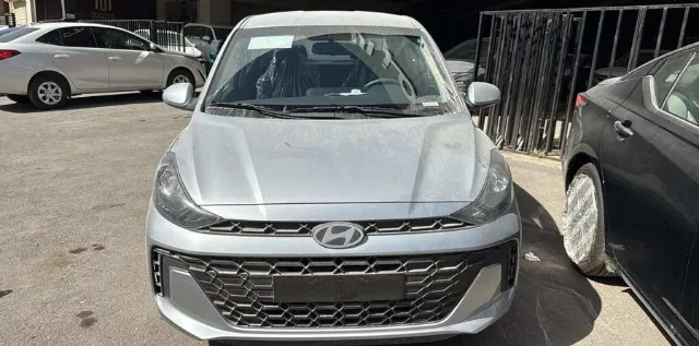 هيونداي · جراند آي 10 2026 للبيع في أبها — ممشى 3 كم
