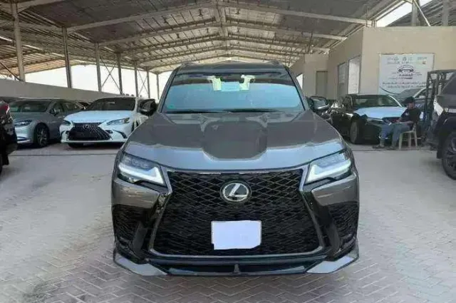 لكزس · ال اكس 600 2024 للبيع في الرياض — ممشى 3,000 كم