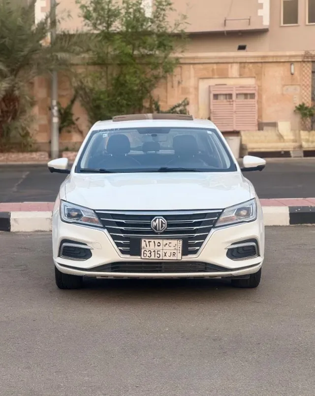 ام جي 5 2022 للبيع في جدة — ممشى 98,000 كم