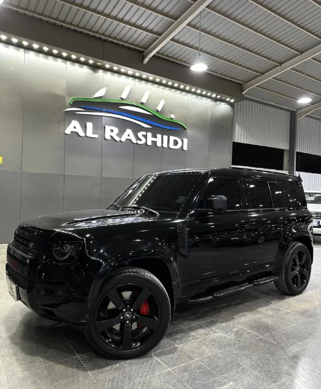 لاند روفر ديفندر 2020 للبيع في بريدة — ممشى 147,000 كم