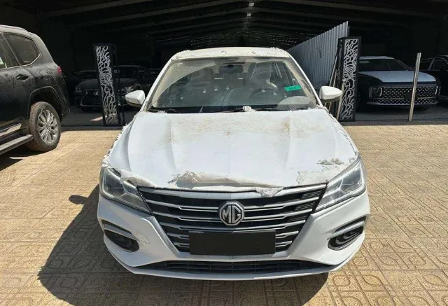 ام جي 5 2025 للبيع في الرياض — ممشى 16 كم