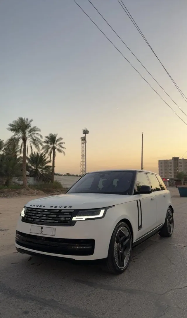 رينج روفر 2023 للبيع في الرياض