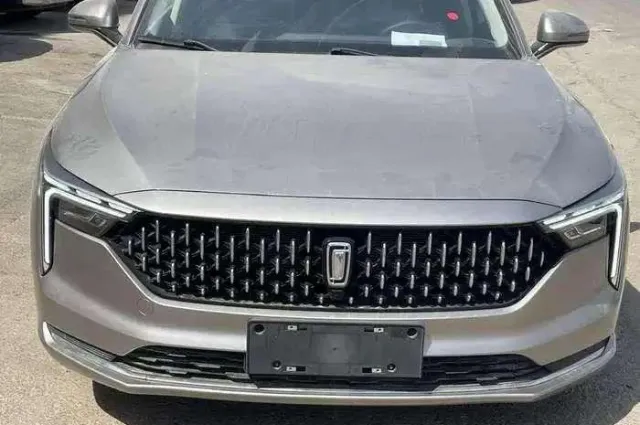 بستون · بي 70 2025 للبيع في الرياض — ممشى 7 كم