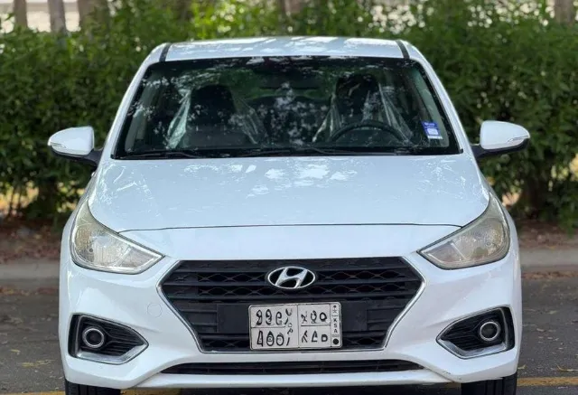 هيونداي · اكسنت 2020 عرض سابق في جدة — ممشى 389,000 كم