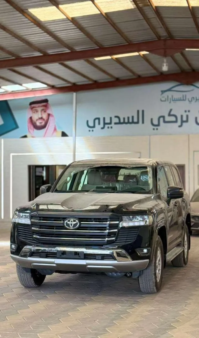 تويوتا لاندكروزر 2026 للتنازل في حائل