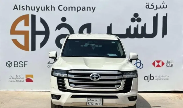 تويوتا · لاندكروزر 2025 للبيع في الرياض — ممشى 66,000 كم