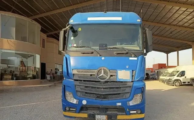 مرسيدس بنز · أكتروس 2016 للبيع في الرياض — ممشى 600,000 كم