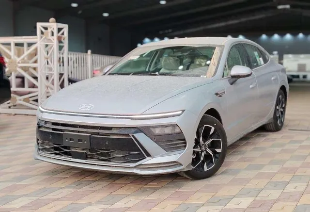 هيونداي · سوناتا STANDARD 2026 للبيع في الرياض