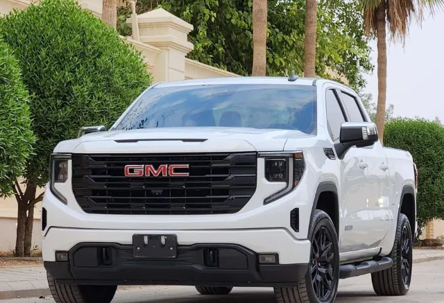 جمس سييرا 2023 للبيع في الرياض — ممشى 58,000 كم