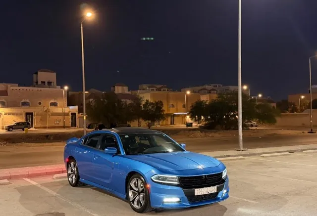دودج · تشارجر 2015 للبيع في الرياض — ممشى 240,000 كم