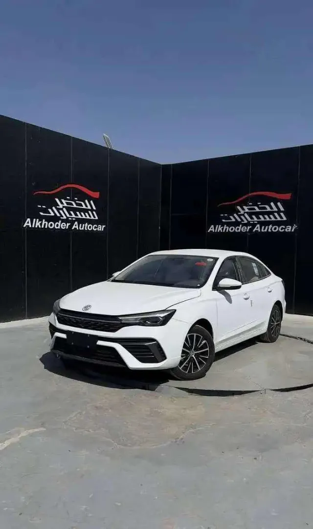 ام جي 5 STANDARD 2025 للبيع في الرياض