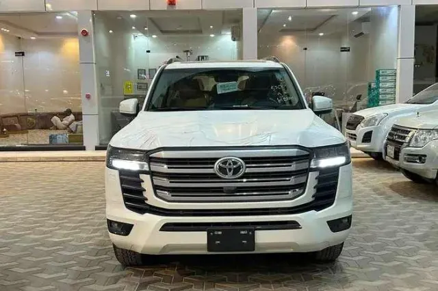 تويوتا · لاندكروزر 2026 للبيع في الرياض