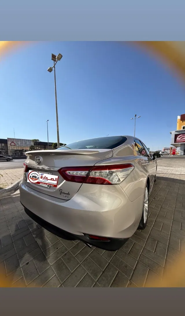 تويوتا كامري 2020 للبيع في أبها — ممشى 129,000 كم