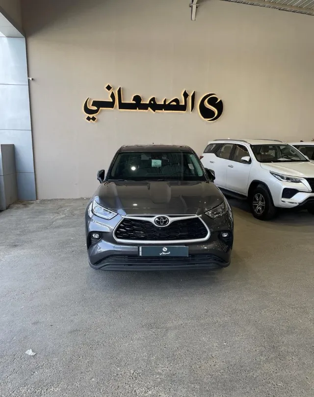 تويوتا · هايلاندر STANDARD 2025 للبيع في بريدة — ممشى 46,000 كم