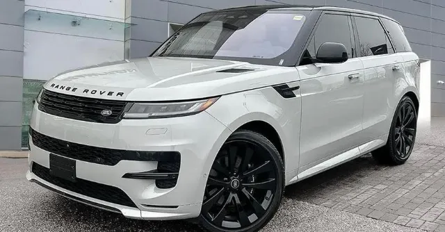 رينج روفر سبورت 2023 للبيع في الرياض — ممشى 60,000 كم