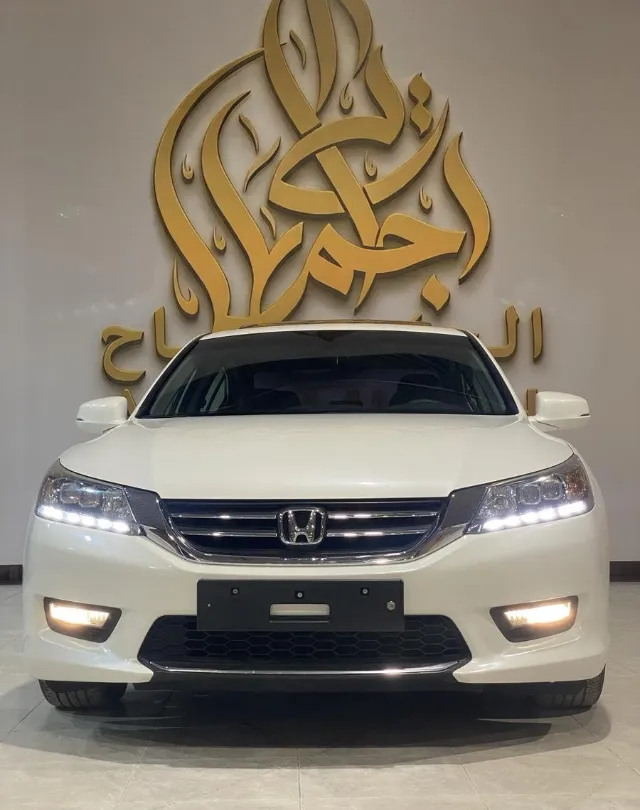 هوندا · أكورد 2015 للبيع في الرياض — ممشى 159,000 كم