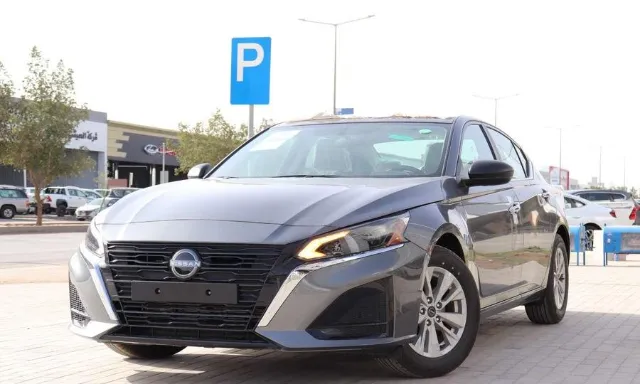 نيسان · التيما STANDARD 2026 للبيع في الرياض — ممشى 100,000 كم