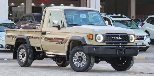 تويوتا · لاندكروزر 70 2026 للبيع في الرياض