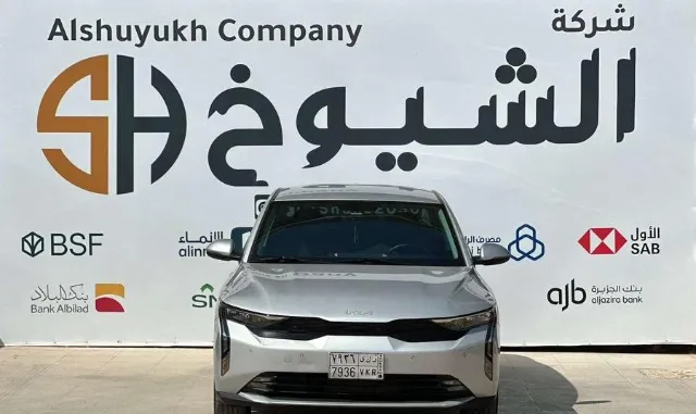 كيا · كي 3 2023 عرض سابق في الرياض — ممشى 100,000 كم