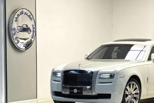 رولز رويس جوست 2012 للبيع في الرياض — ممشى 65,000 كم