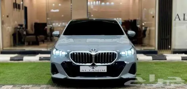 بي ام دبليو الفئة الخامسة 2024 للبيع في الرياض — ممشى 23,000 كم