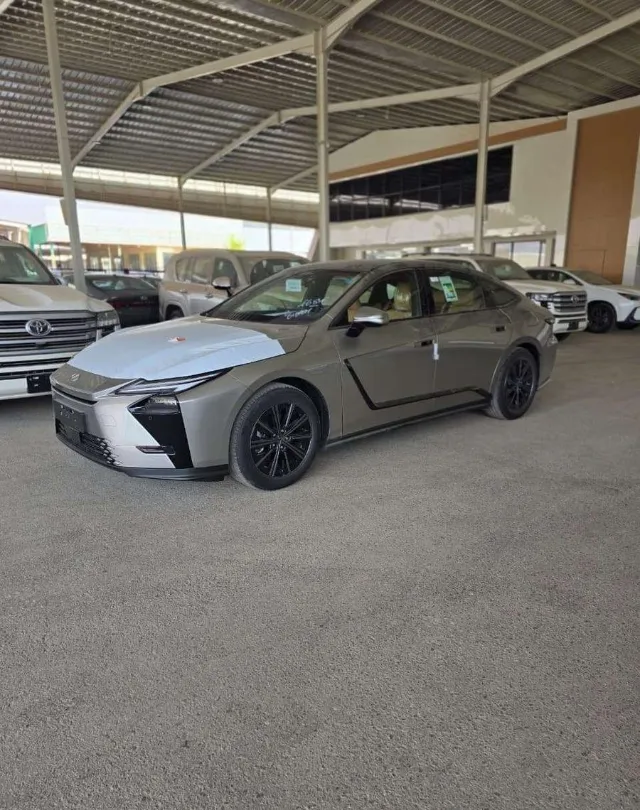 لكزس اي اس 350 2026 للبيع في بريدة